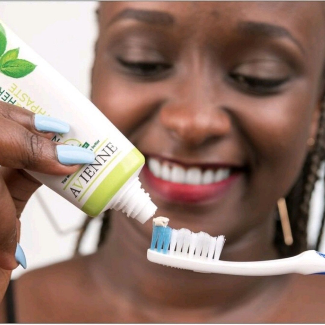 Avienne Natural & Herbal Toothpaste